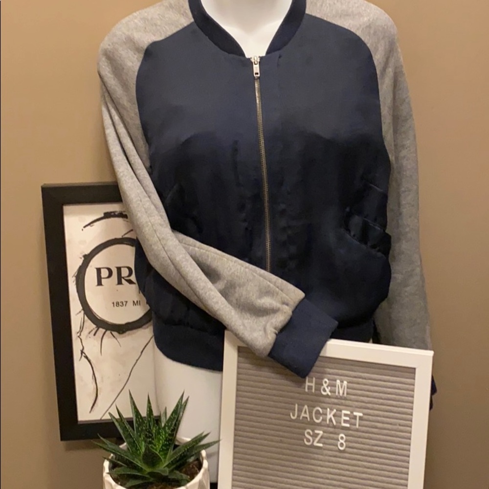H&M BOMBER JACKET sz 8! 🎀
